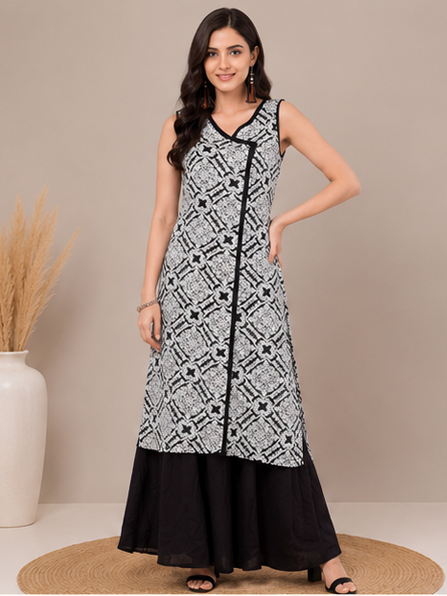 Black & White Printed Sleeveless Straight Kurti